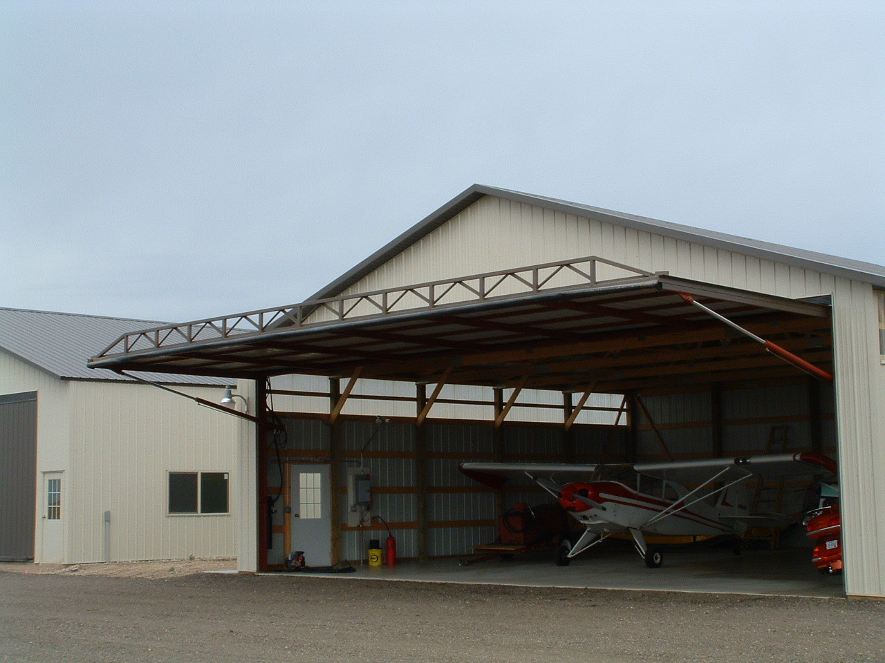 Midland Door Solutions Hydraulic Doors 3