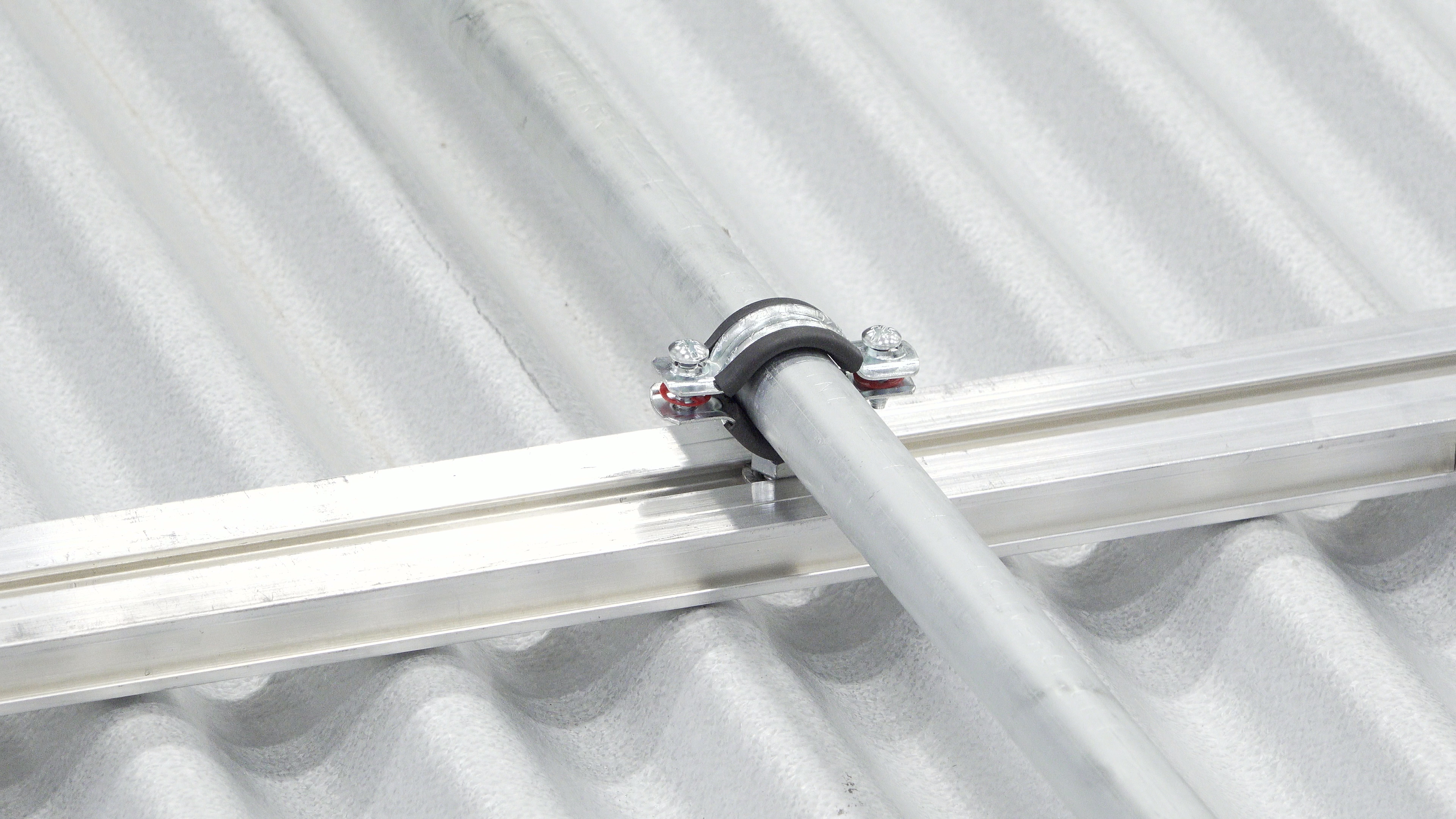 S5 Can Duit Pipe Clamps June22 1