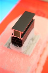 MCN_specialfeature_Aug12_05