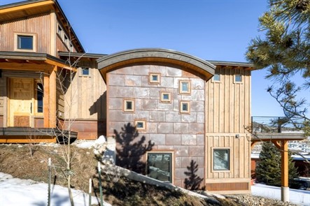 Photo: Pinnacle Mountain Homes