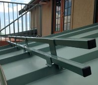 SNOBAR's patent-pending two-bar system is different from some other systems in that it allows the bars to drop into the two-bar bracket, easing installation.