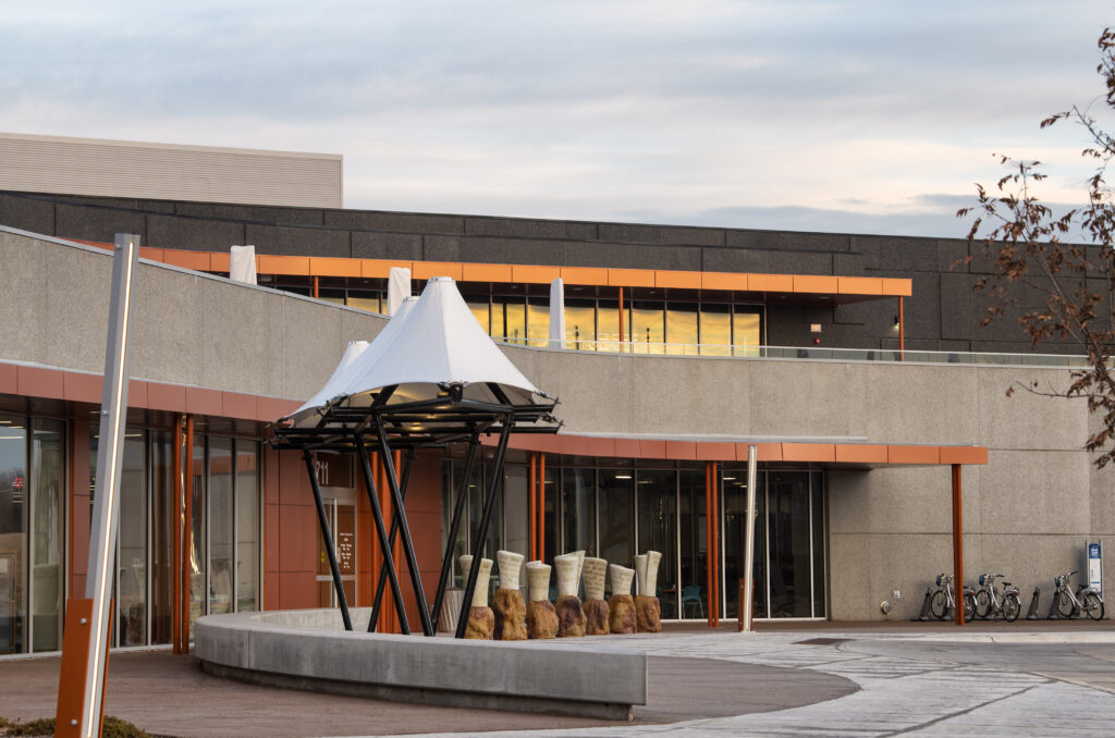 Advanced Learning Library Wichita Advanced Learning Library, Wichita, Kan. - Metal Construction News