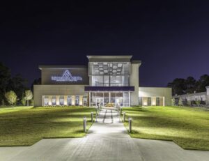 A combination of metal wall panels met numerous project goals for Louisiana Delta Community College’s (LDCC) campus.