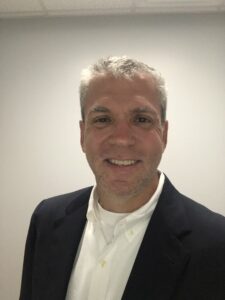 headshot of Robert Tiffin